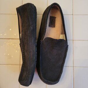 UGG 11 Leather Suede Moccasin Slippers Black 1003419‎ Moc Toe ASCOT